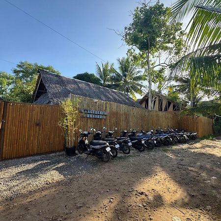 Nautilus Hostel & Hammocks パングラオ エクステリア 写真