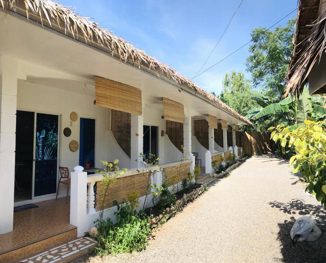 Nautilus Hostel & Hammocks パングラオ エクステリア 写真