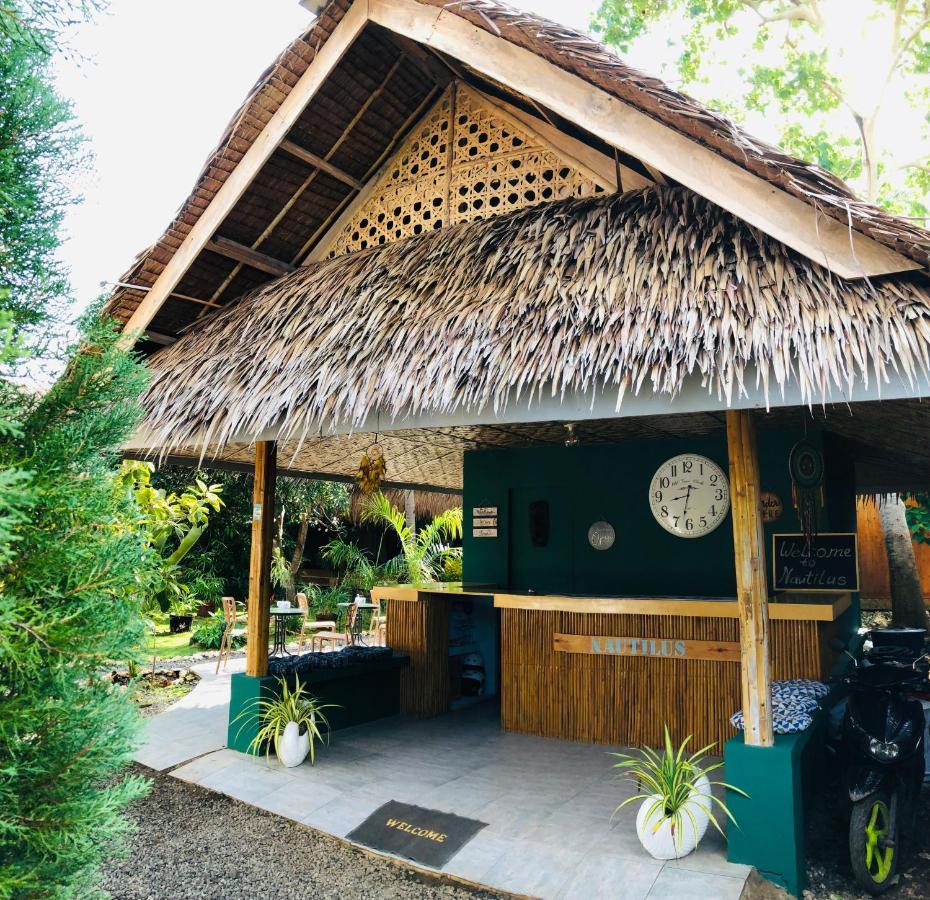 Nautilus Hostel & Hammocks パングラオ エクステリア 写真