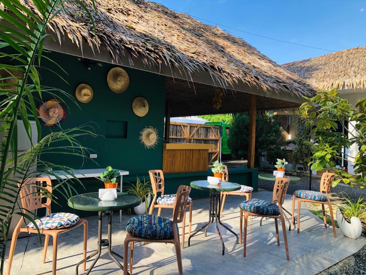 Nautilus Hostel & Hammocks パングラオ エクステリア 写真