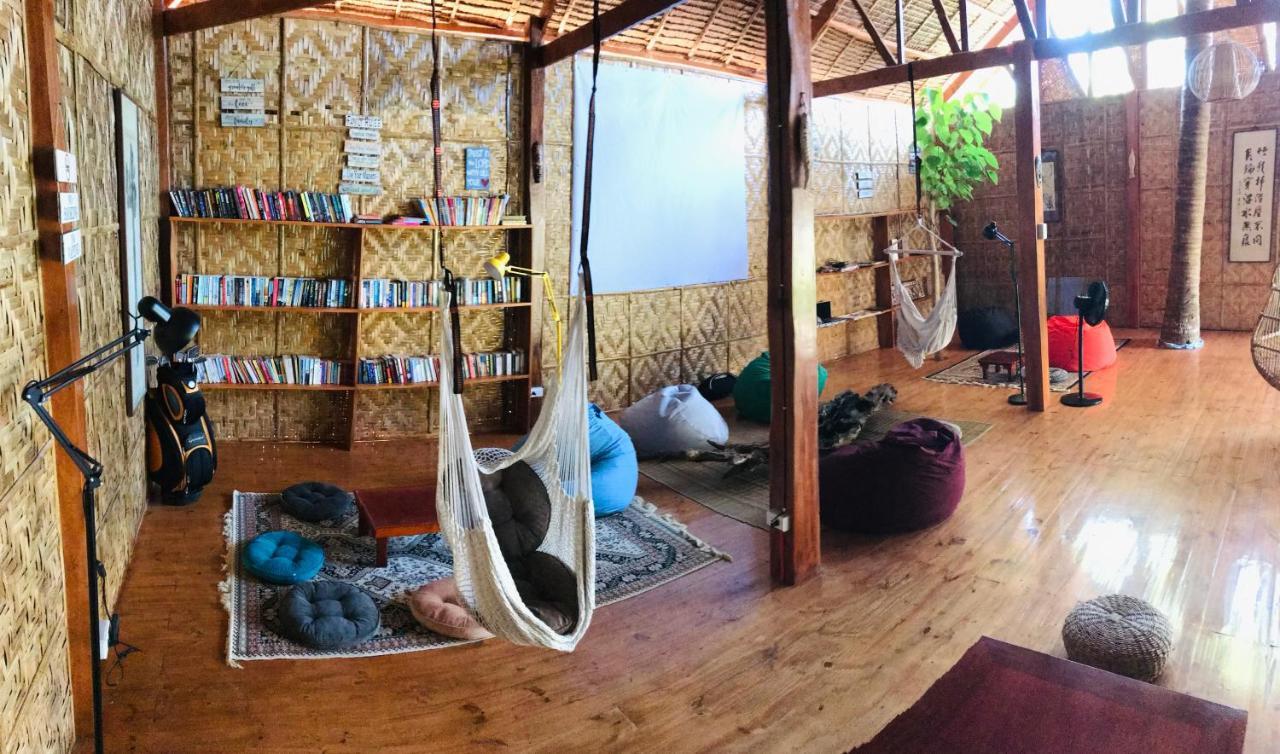 Nautilus Hostel & Hammocks パングラオ エクステリア 写真