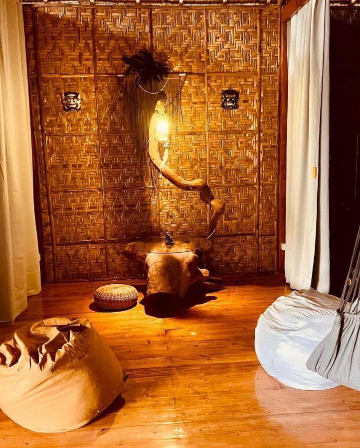 Nautilus Hostel & Hammocks パングラオ エクステリア 写真