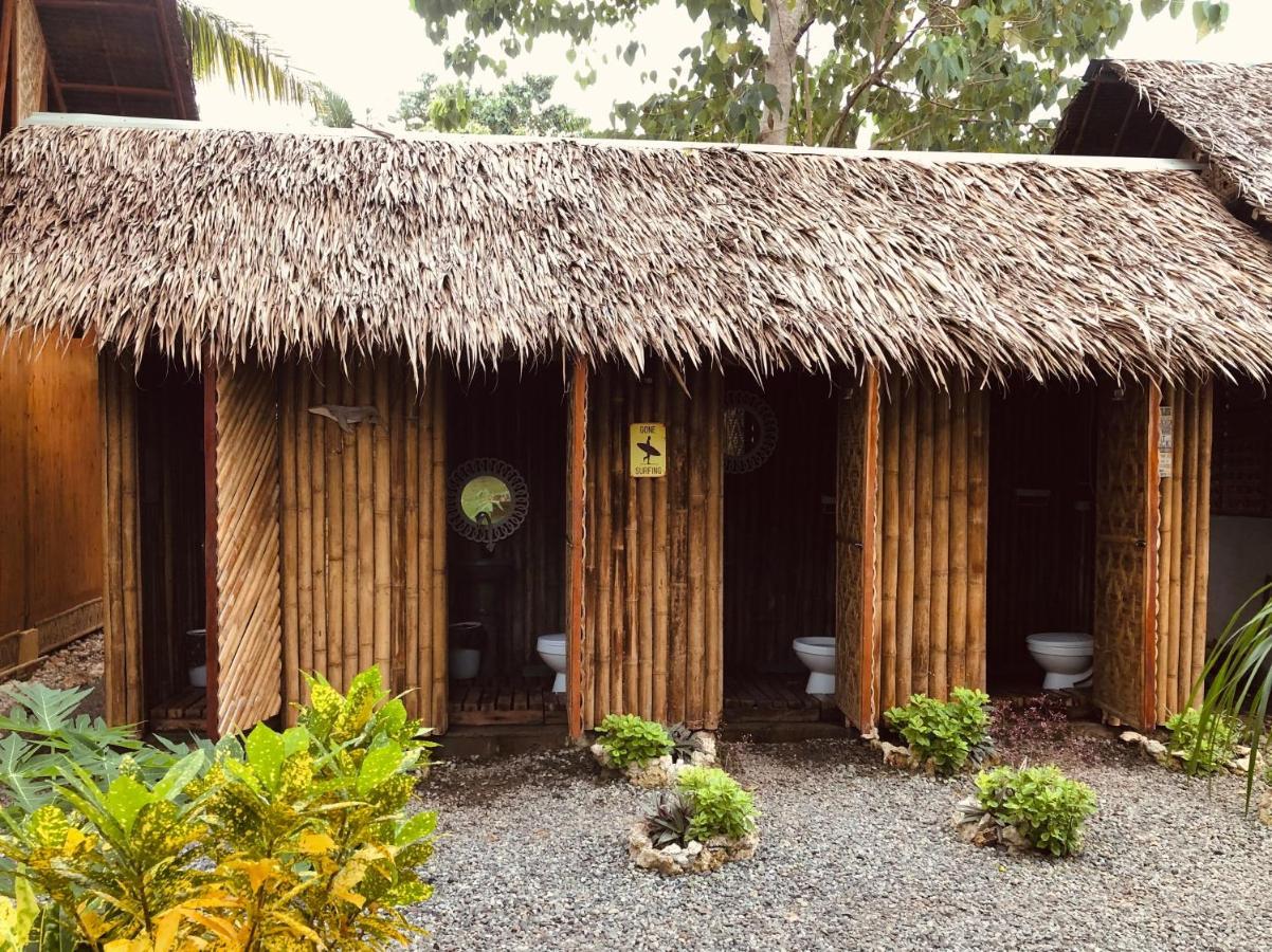 Nautilus Hostel & Hammocks パングラオ エクステリア 写真